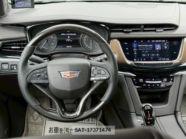Cadillac XT6 2020-12 8011507-8