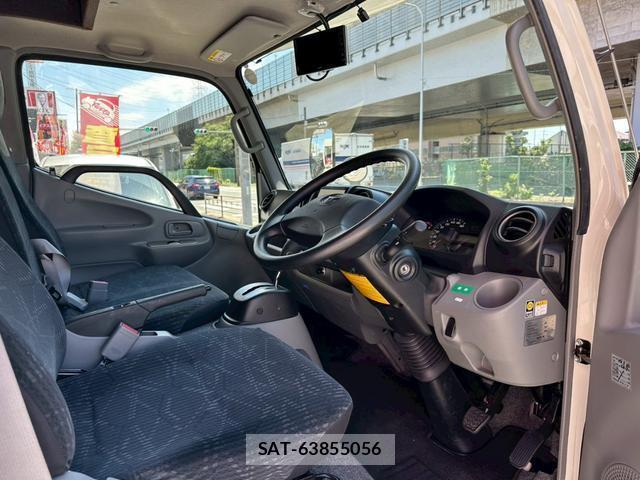 Toyota CAMROAD 2019-06 8009876-15