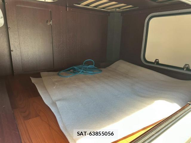 Toyota CAMROAD 2019-06 8009876-18