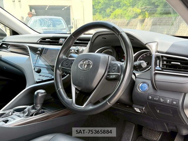 Toyota CAMRY 2017-12 8008467-12