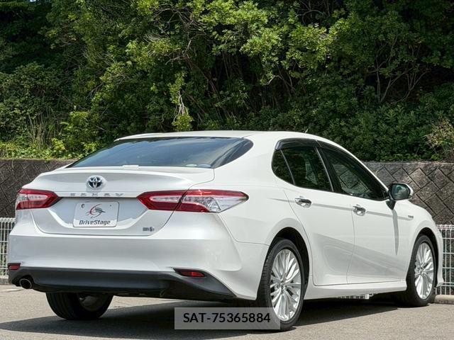Toyota CAMRY 2017-12 8008467-3