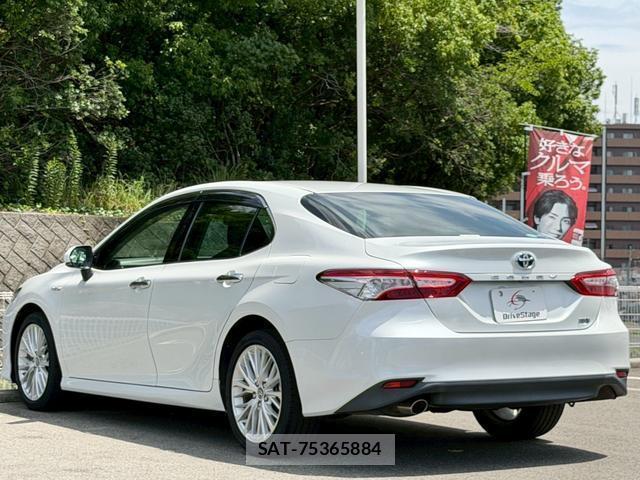 Toyota CAMRY 2017-12 8008467-4