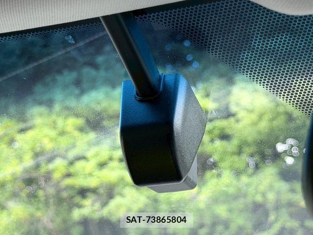 Toyota CAMRY 2019-12 8008468-9