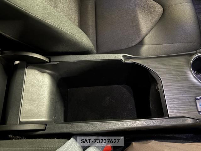 Toyota CAMRY 2023-06 8010476-18