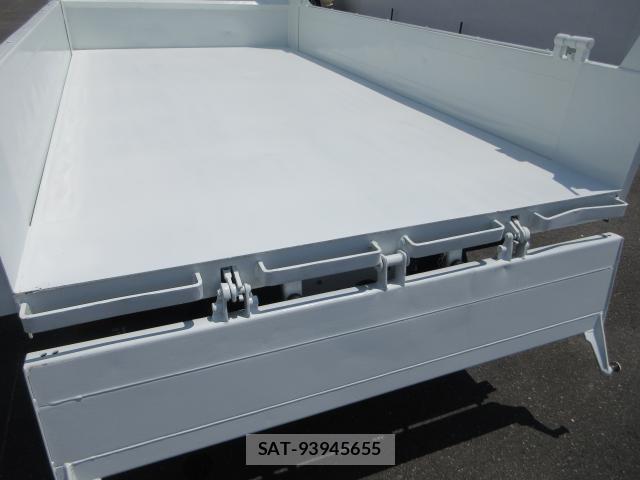MITSUBISHI FUSO CANTER 2015-06 8003137-11