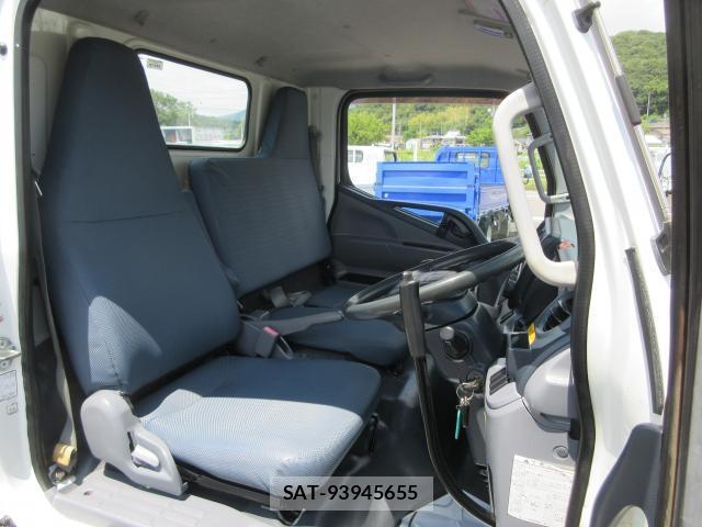 MITSUBISHI FUSO CANTER 2015-06 8003137-14