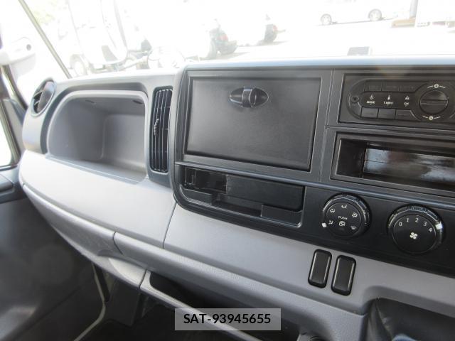 MITSUBISHI FUSO CANTER 2015-06 8003137-17