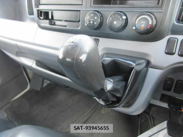 MITSUBISHI FUSO CANTER 2015-06 8003137-18