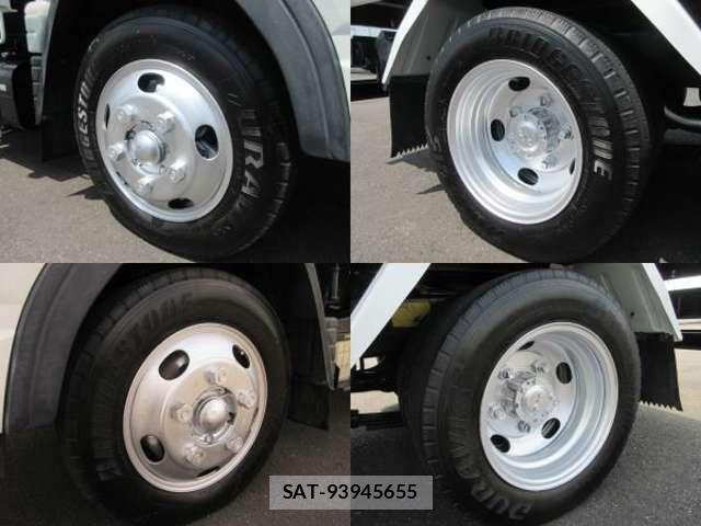 MITSUBISHI FUSO CANTER 2015-06 8003137-9