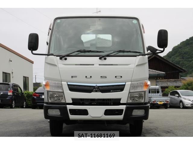 MITSUBISHI FUSO CANTER 2018-08 8003175-1
