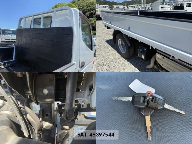 MITSUBISHI FUSO CANTER 2016-04 8010662-9