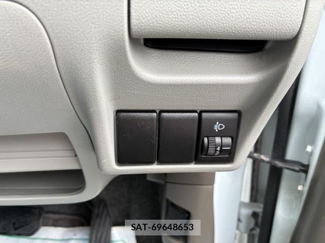 Mazda CAROL 2014-09 8006295-18