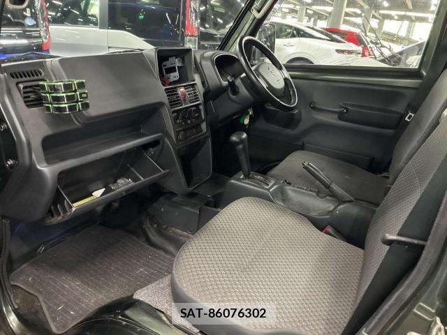 Suzuki CARRY TRUCK 2021-06 8009801-3