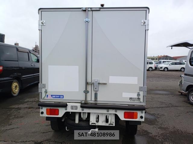Suzuki CARRY TRUCK 2022-06 8012080-3