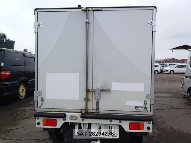 Suzuki CARRY TRUCK 2018-07 8012083-3