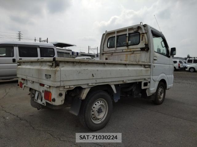 Suzuki CARRY TRUCK 2019-06 8012110-2