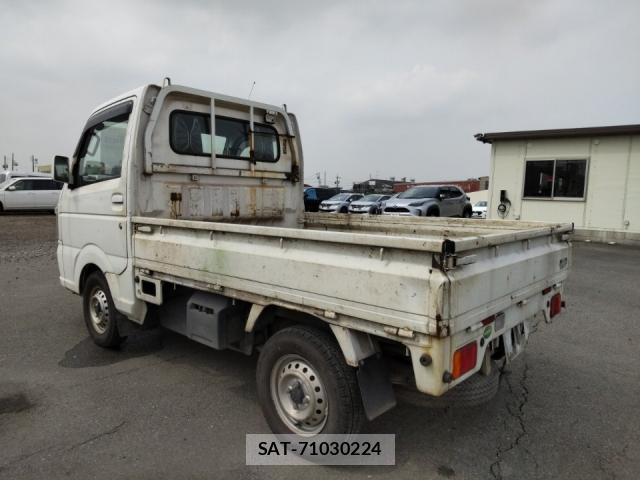 Suzuki CARRY TRUCK 2019-06 8012110-4
