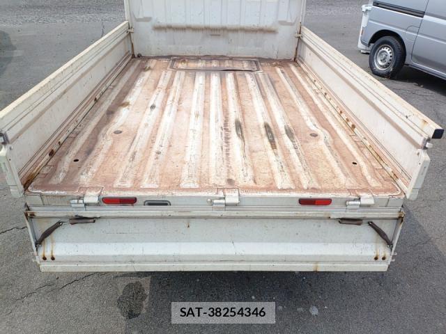 Suzuki CARRY TRUCK 2019-06 8012112-5