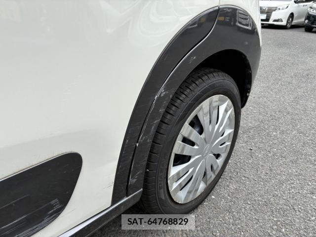 Daihatsu CAST 2018-07 8005432-15