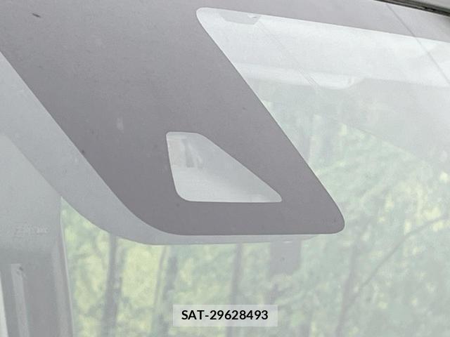 Daihatsu CAST 2015-12 8005782-2