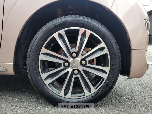 Daihatsu CAST 2016-12 8009376-19