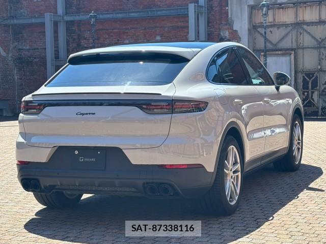 Porsche CAYENNE 2021-05 8003244-1