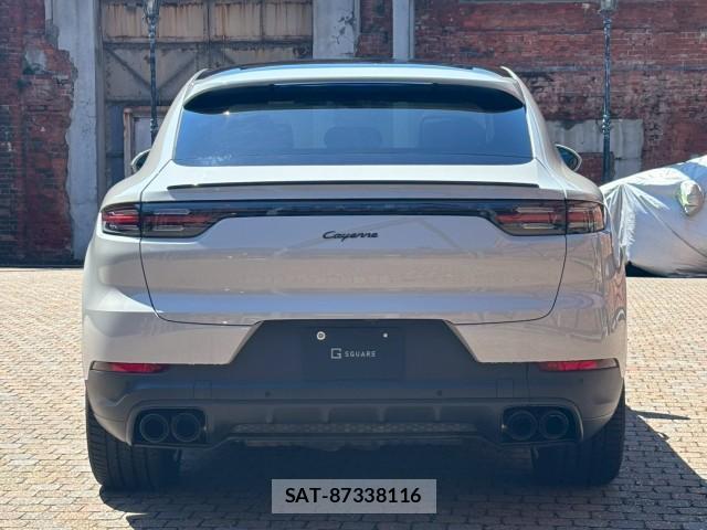 Porsche CAYENNE 2021-05 8003244-11
