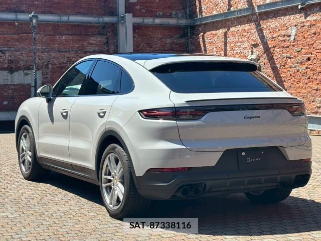 Porsche CAYENNE 2021-05 8003244-12