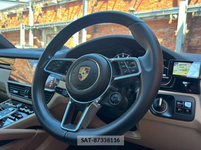 Porsche CAYENNE 2021-05 8003244-17