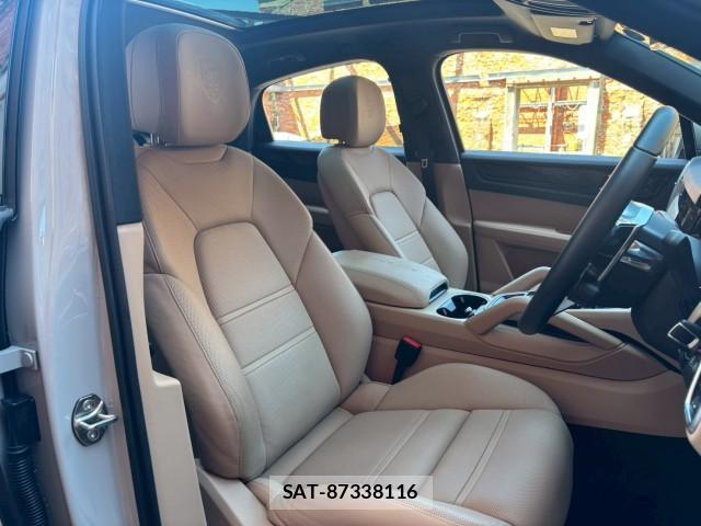 Porsche CAYENNE 2021-05 8003244-5