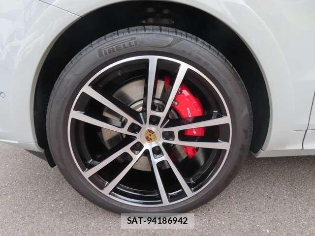 Porsche CAYENNE 2024-02 8003479-16