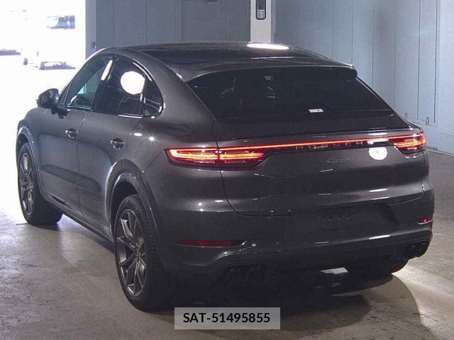 Porsche CAYENNE 2021-04 8009167-1