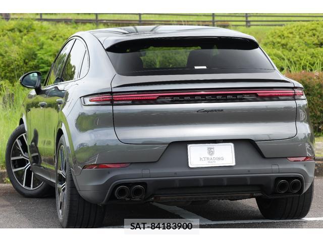 Porsche CAYENNE 2023-11 8011439-1