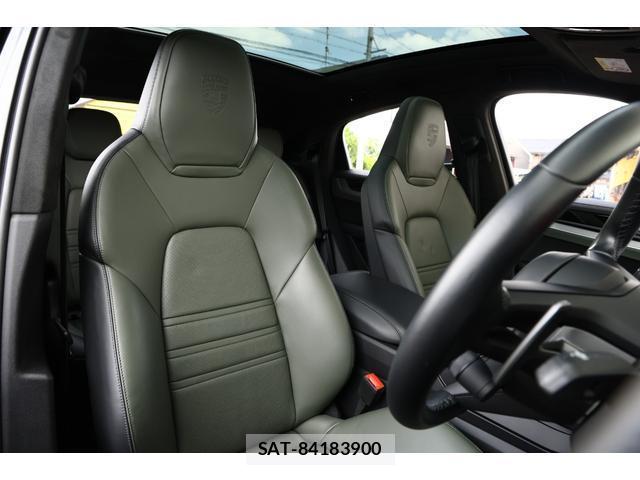 Porsche CAYENNE 2023-11 8011439-13