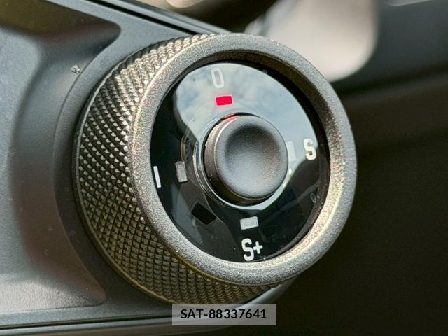 Porsche CAYENNE 2021-02 8011881-15
