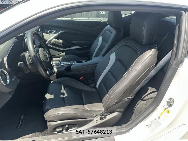 Chevrolet CAMARO 2019-03 8010747-8