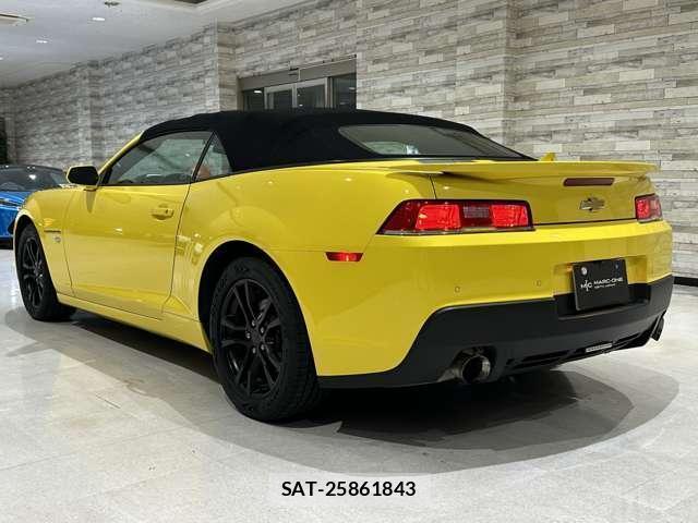 Chevrolet CAMARO 2017-06 8010967-8