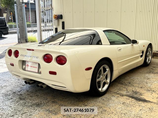 Chevrolet CORVETTE 2002-01 8007372-3