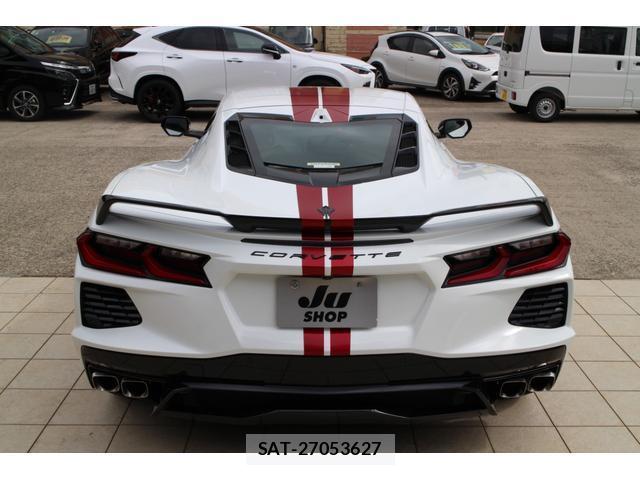 Chevrolet CORVETTE 2023-08 8009057-6
