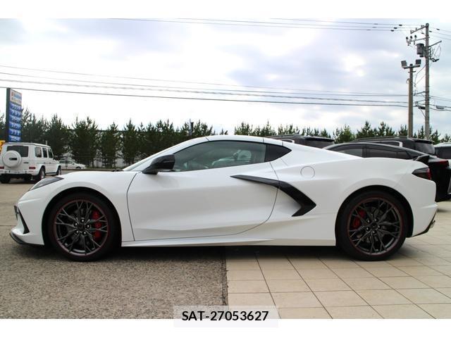 Chevrolet CORVETTE 2023-08 8009057-8