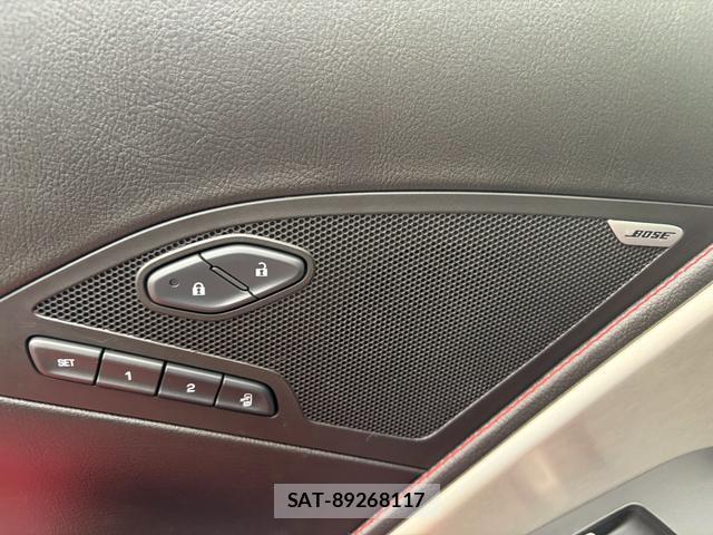 Chevrolet CORVETTE 2014-12 8009635-11