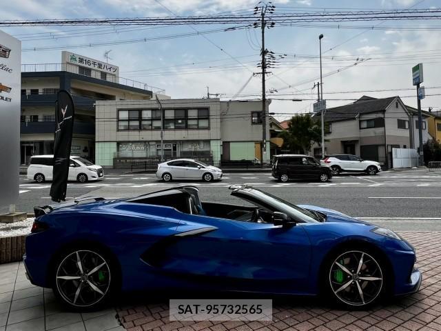 Chevrolet CORVETTE 2023-08 8011236-6