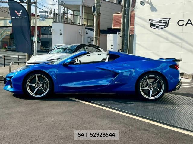 Chevrolet CORVETTE 2025-07 8011238-11
