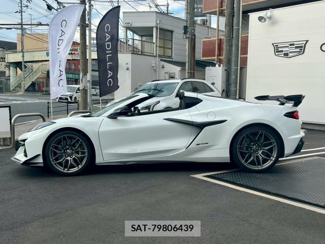 Chevrolet CORVETTE 2024-06 8011239-11