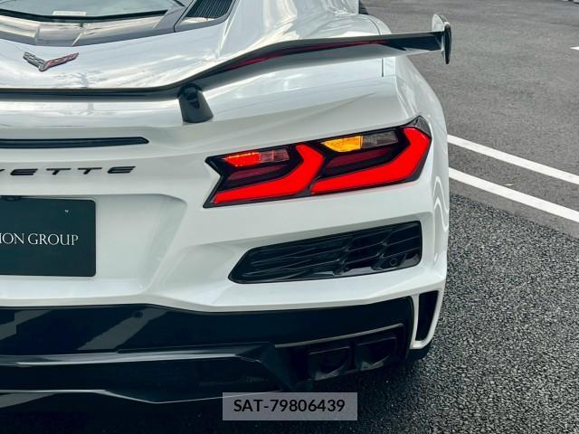 Chevrolet CORVETTE 2024-06 8011239-14