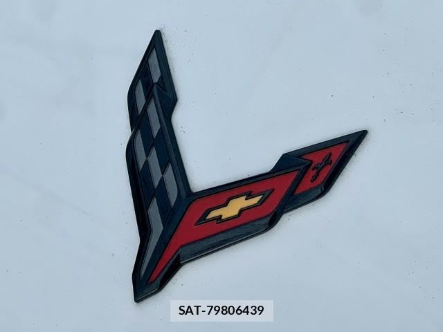 Chevrolet CORVETTE 2024-06 8011239-19