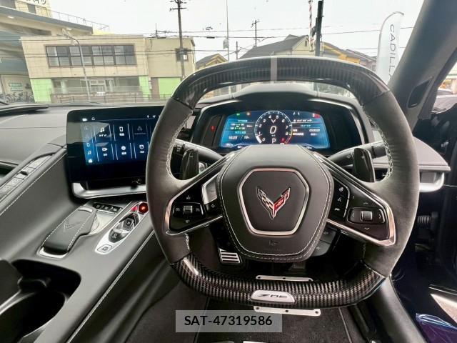 Chevrolet CORVETTE 2024-06 8011243-13