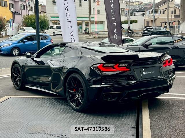 Chevrolet CORVETTE 2024-06 8011243-6