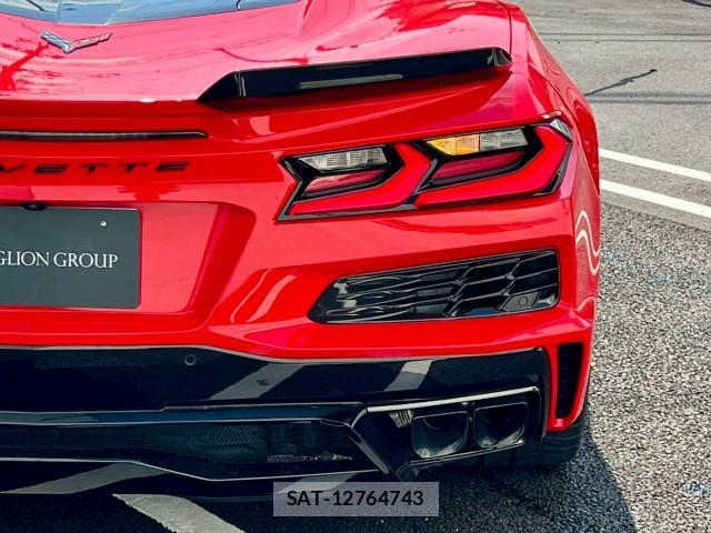 Chevrolet CORVETTE 2024-03 8011245-14