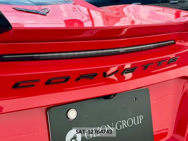 Chevrolet CORVETTE 2024-03 8011245-17